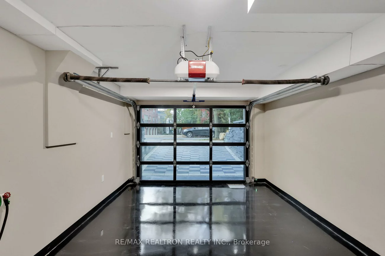 71, Ardmore, Forest Hill South, Toronto