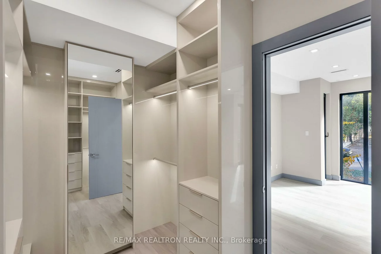 71, Ardmore, Forest Hill South, Toronto