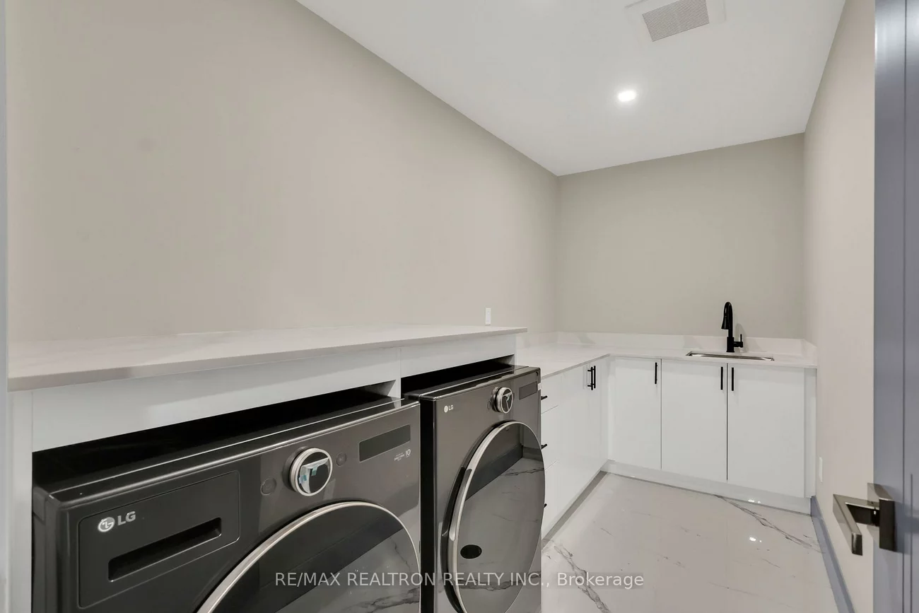 71, Ardmore, Forest Hill South, Toronto