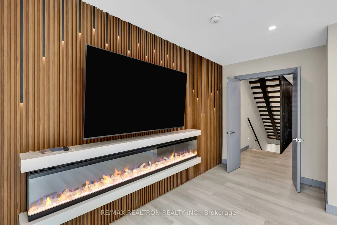 71, Ardmore, Forest Hill South, Toronto