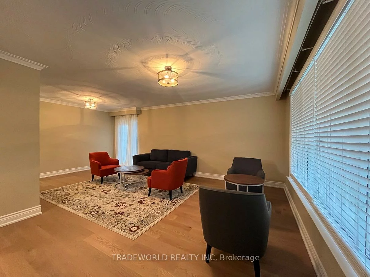201, Hendon, Newtonbrook West, Toronto