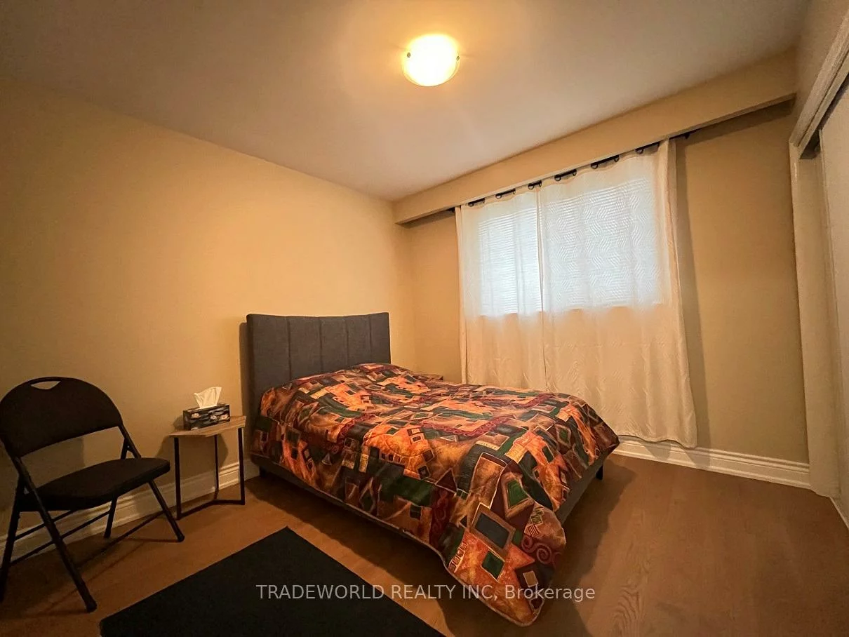 201, Hendon, Newtonbrook West, Toronto