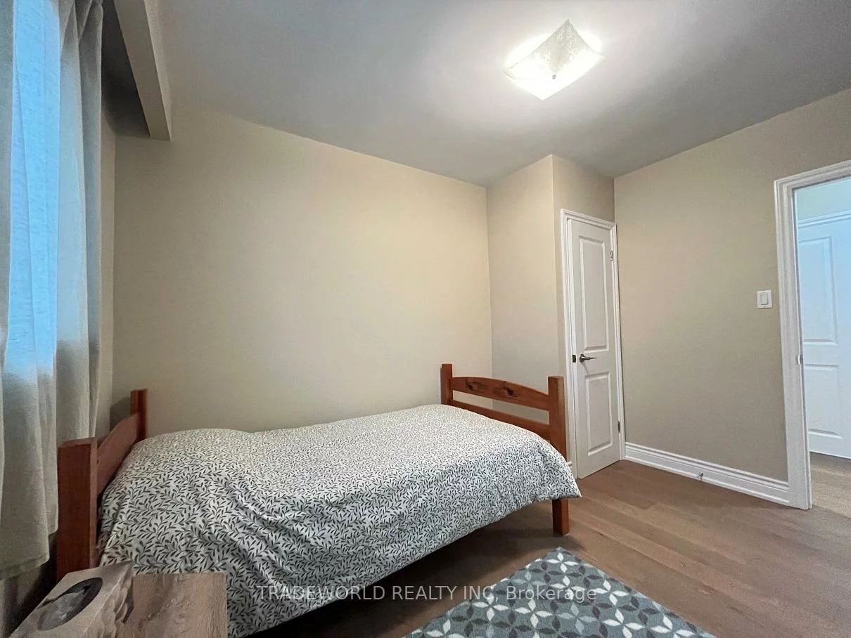 201, Hendon, Newtonbrook West, Toronto