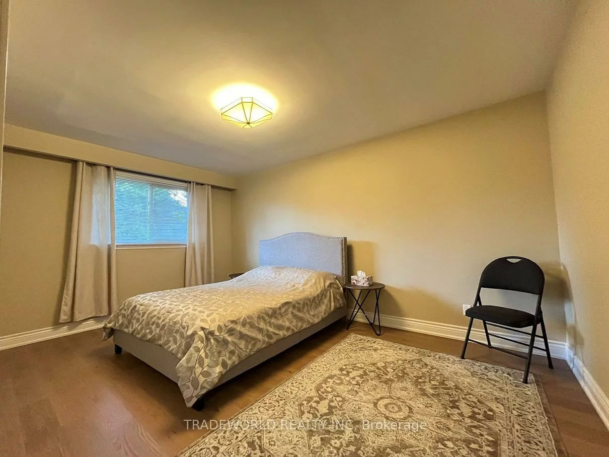 201, Hendon, Newtonbrook West, Toronto