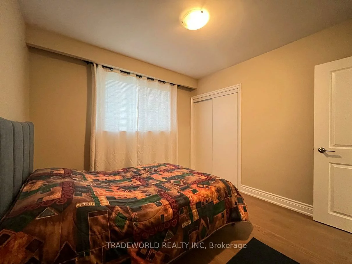201, Hendon, Newtonbrook West, Toronto