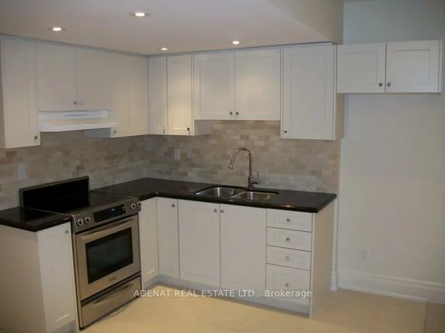 33, YOEMANS, Clanton Park, Toronto