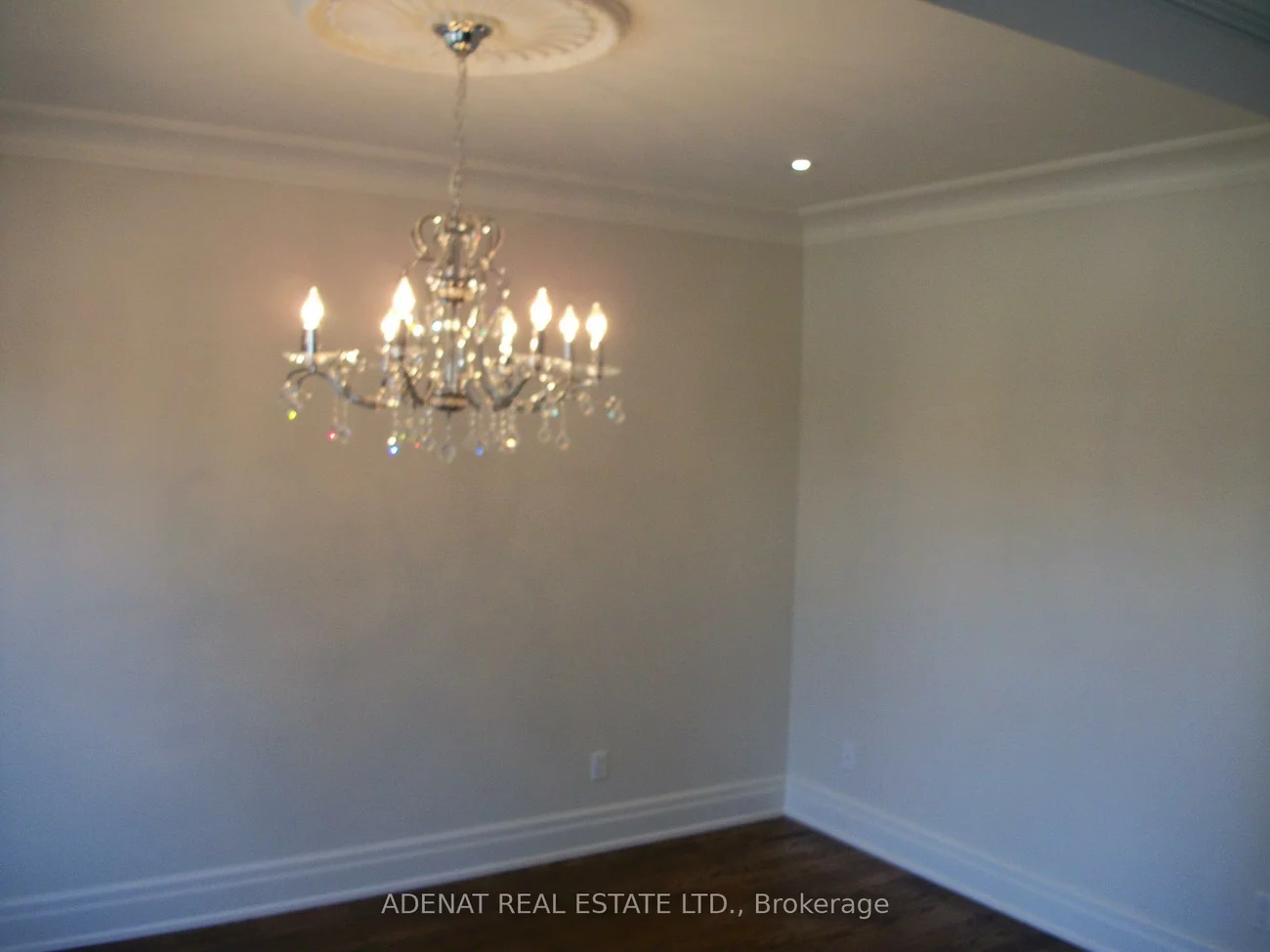 33, YOEMANS, Clanton Park, Toronto