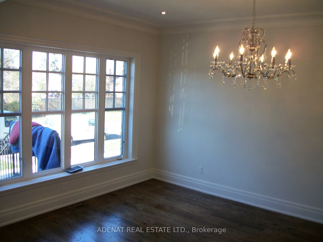 33, YOEMANS, Clanton Park, Toronto