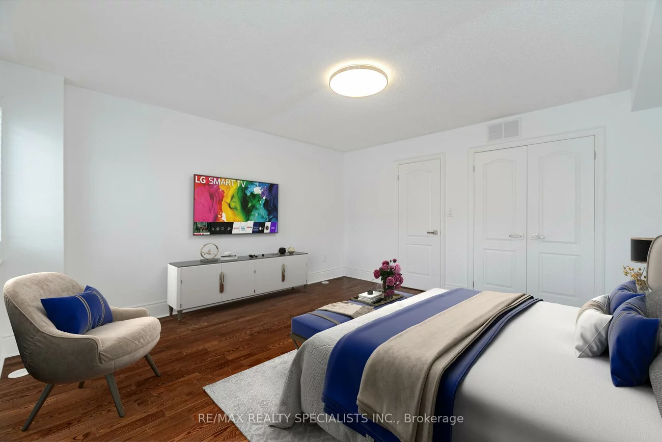 8C, Clairtrell, Willowdale East, Toronto