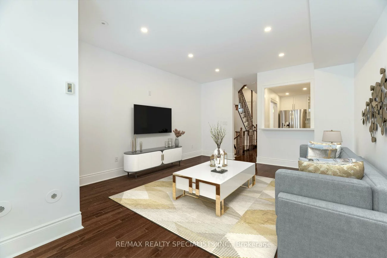 8C, Clairtrell, Willowdale East, Toronto