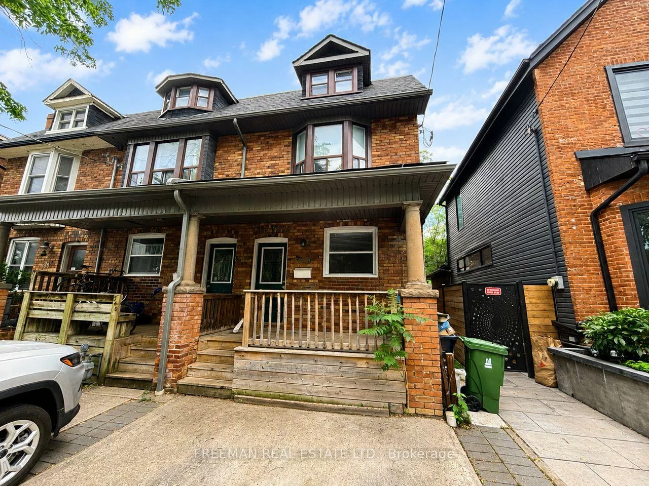 342, Howland, Annex, Toronto