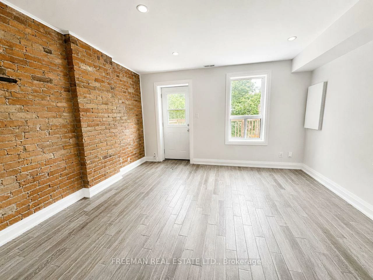 342, Howland, Annex, Toronto