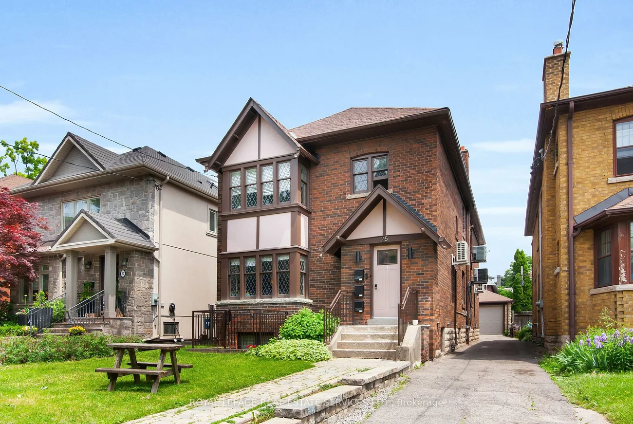 25, Braemar, Yonge-Eglinton, Toronto