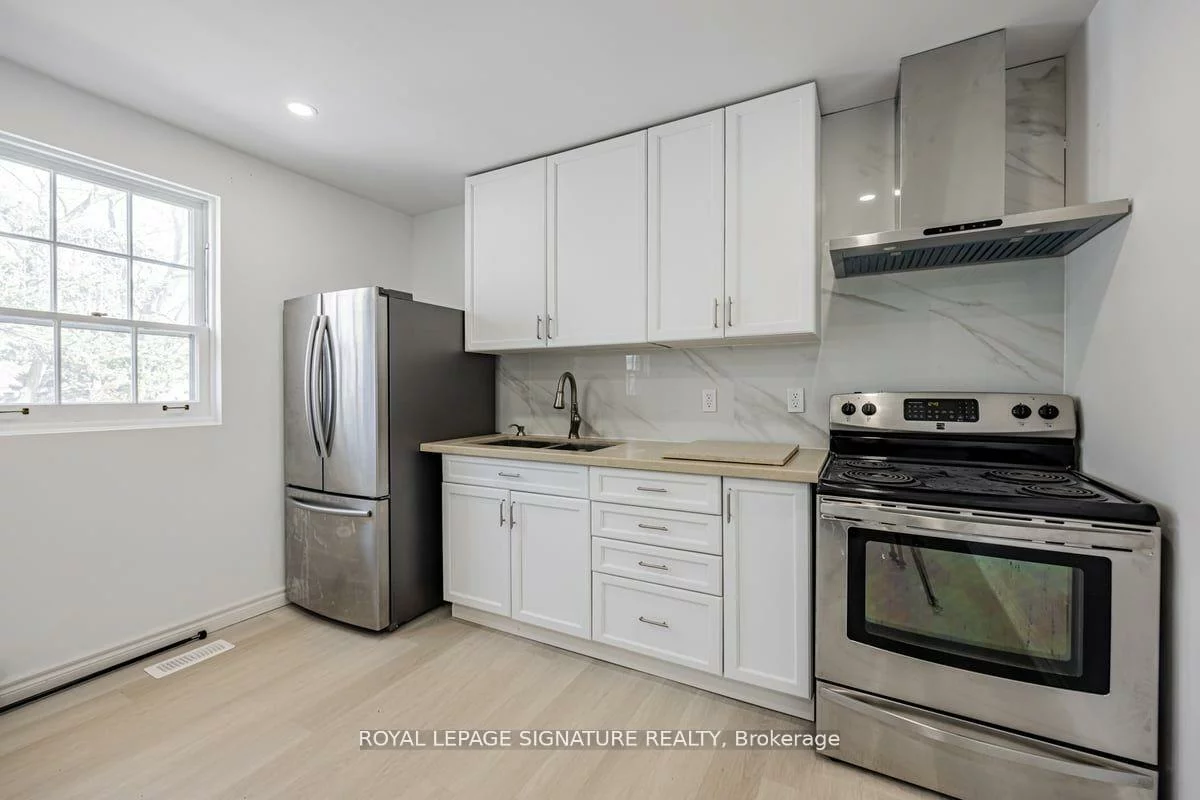 54, Tuscarora, Pleasant View, Toronto