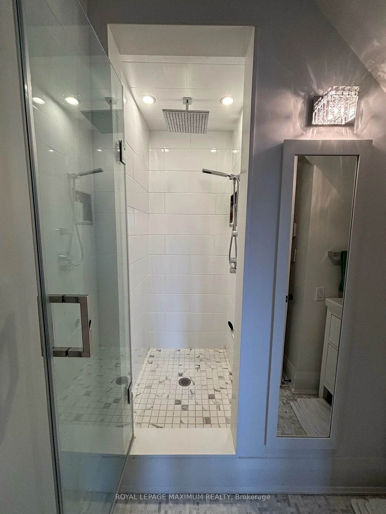 47, Vermont, Annex, Toronto