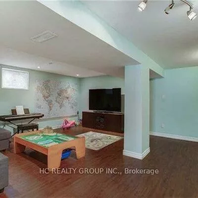 980, Lillian, Newtonbrook East, Toronto