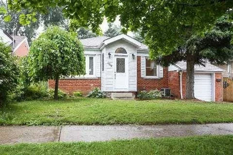 109, Poyntz, Lansing-Westgate, Toronto