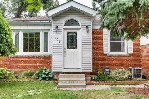 109, Poyntz, Lansing-Westgate, Toronto