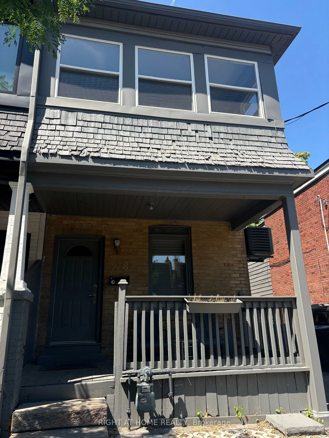 258, Howland, Annex, Toronto