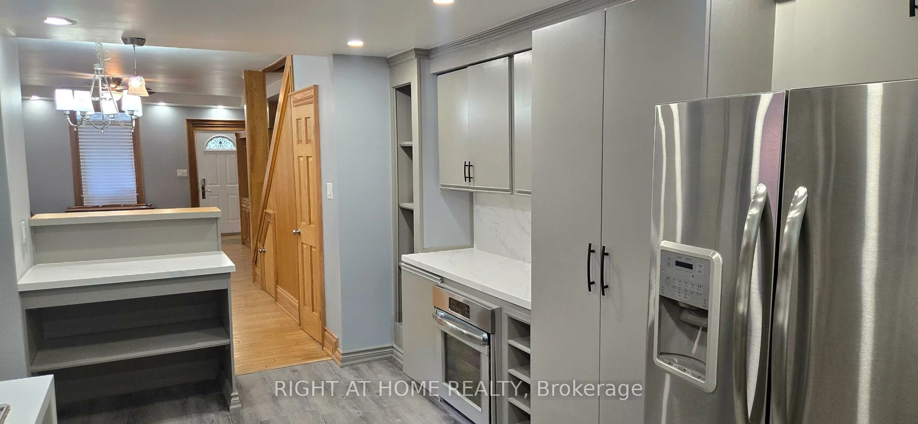 258, Howland, Annex, Toronto