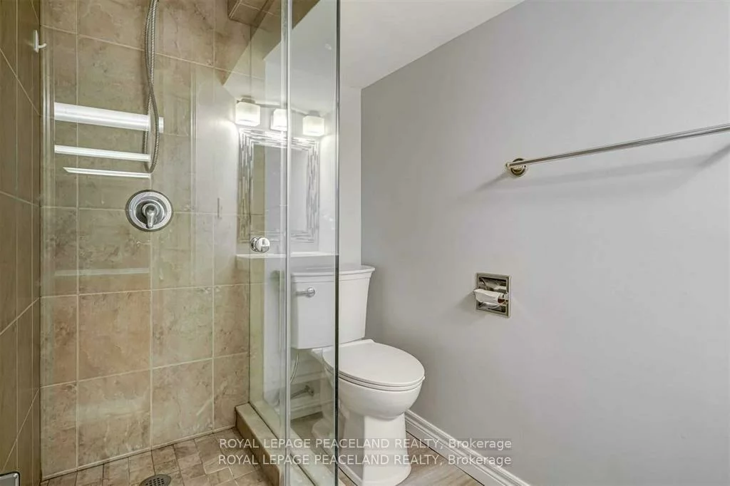 50, Manor, Mount Pleasant West, Toronto