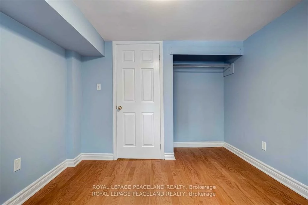 50, Manor, Mount Pleasant West, Toronto