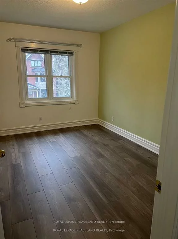 50, Manor, Mount Pleasant West, Toronto