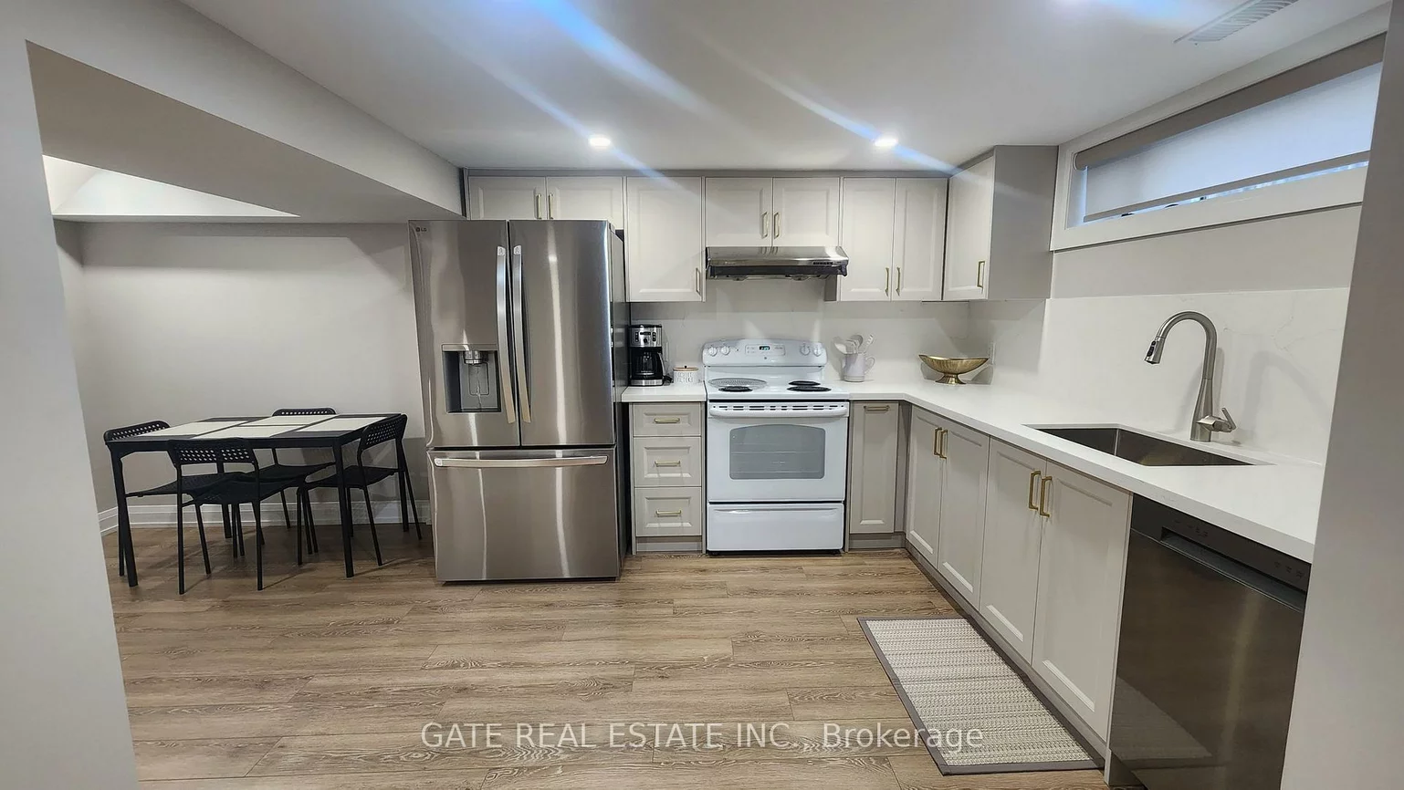 29, Caronport, Parkwoods-Donalda, Toronto
