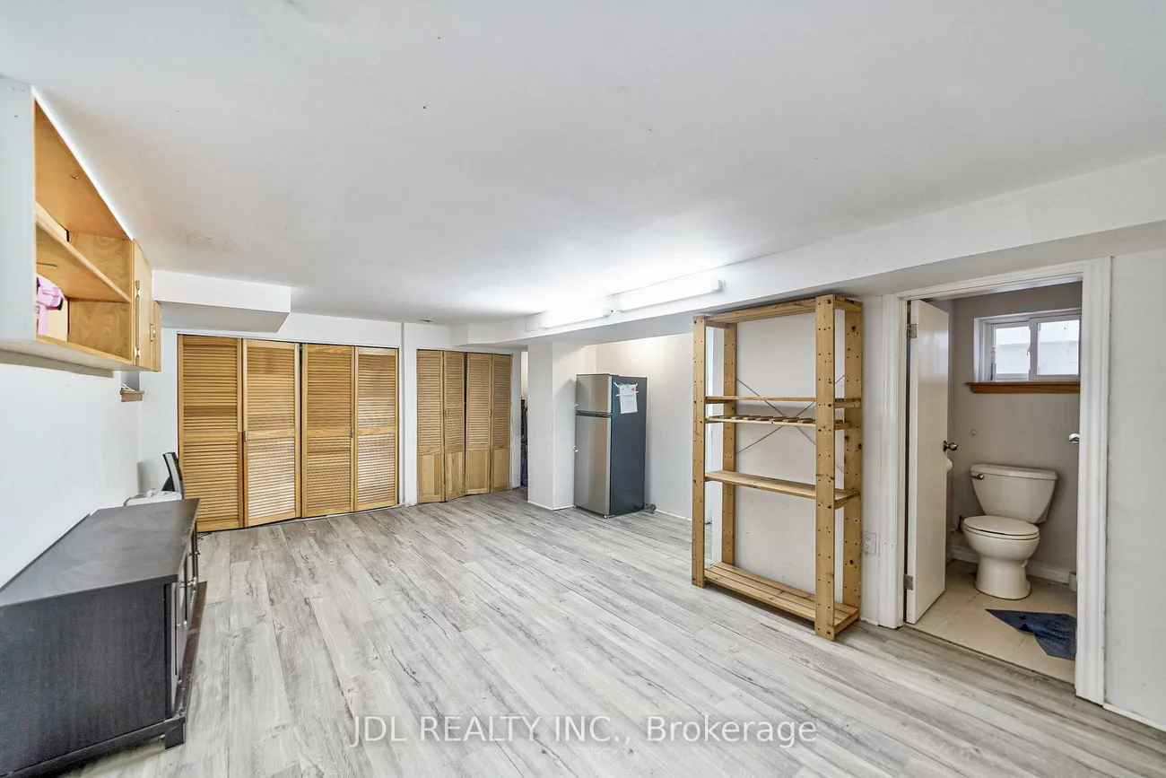 150, Banff, Mount Pleasant East, Toronto