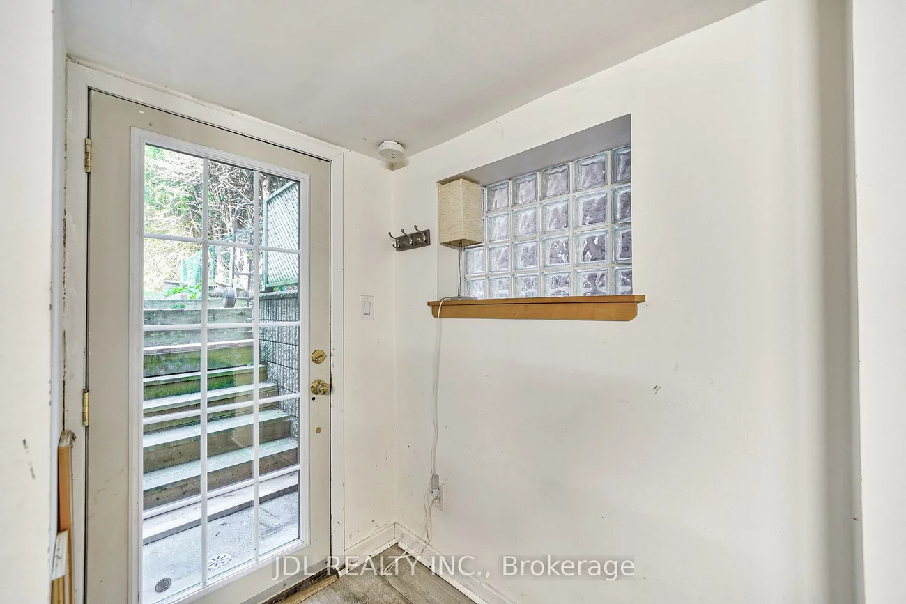 150, Banff, Mount Pleasant East, Toronto