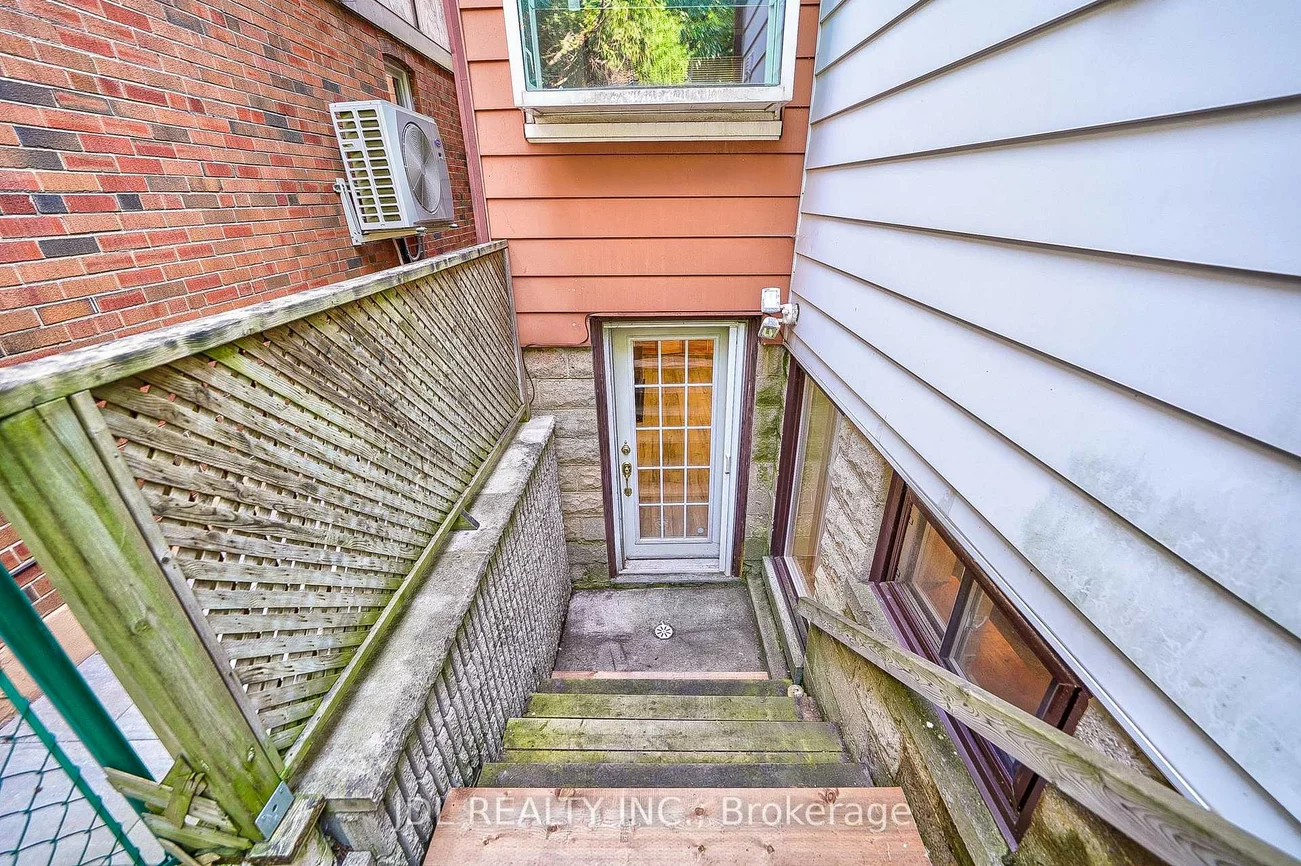 150, Banff, Mount Pleasant East, Toronto