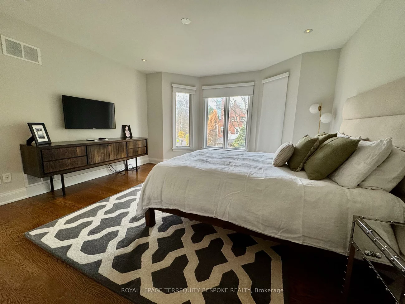 1, Scarth, Rosedale-Moore Park, Toronto