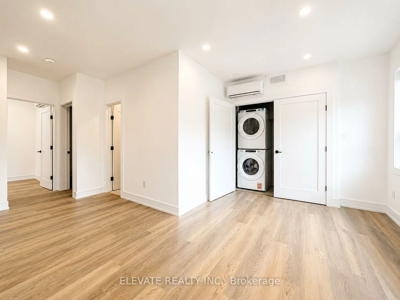 76, Burnaby, Lawrence Park South, Toronto