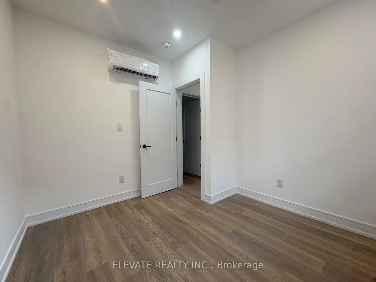 76, Burnaby, Lawrence Park South, Toronto