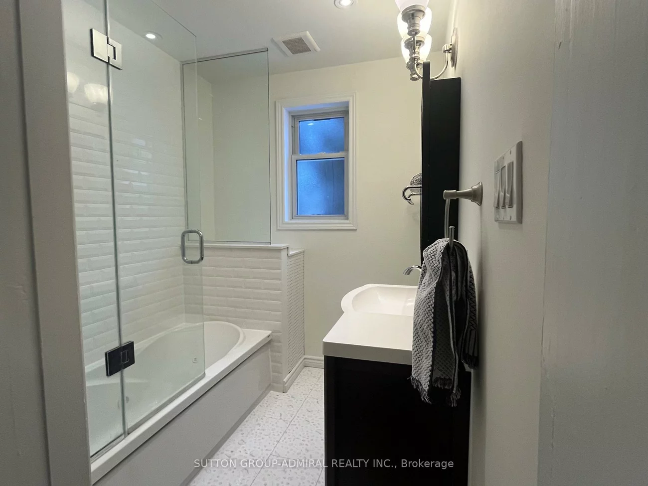 335, Palmerston, Palmerston-Little Italy, Toronto
