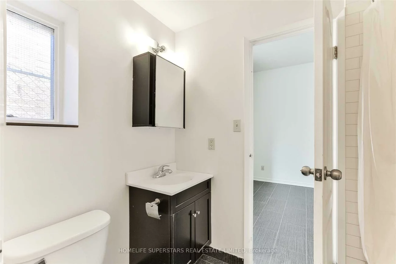 38, Kensington, Kensington-Chinatown, Toronto