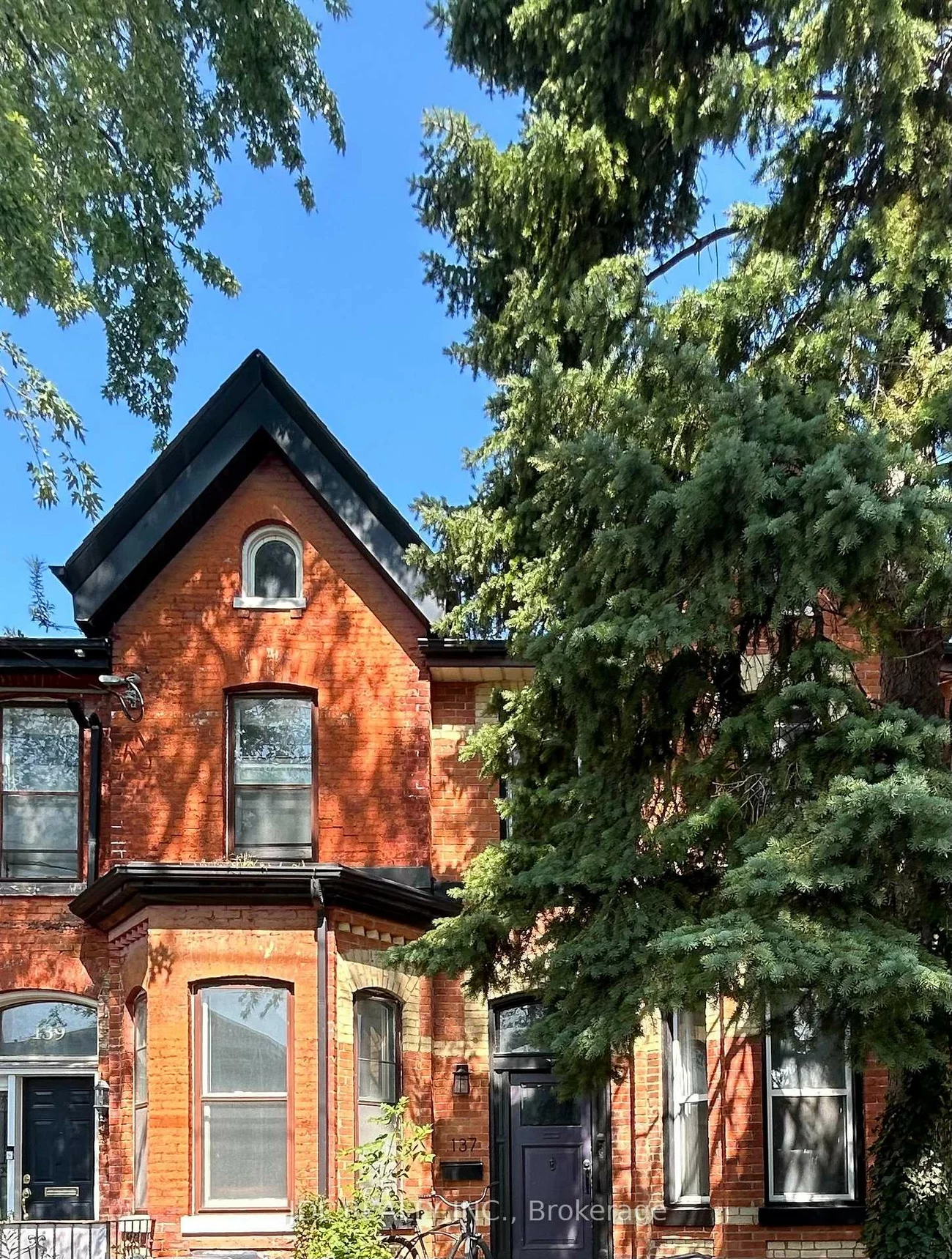 137, Denison Ave, Kensington-Chinatown, Toronto