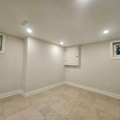 155, Churchill, Willowdale West, Toronto