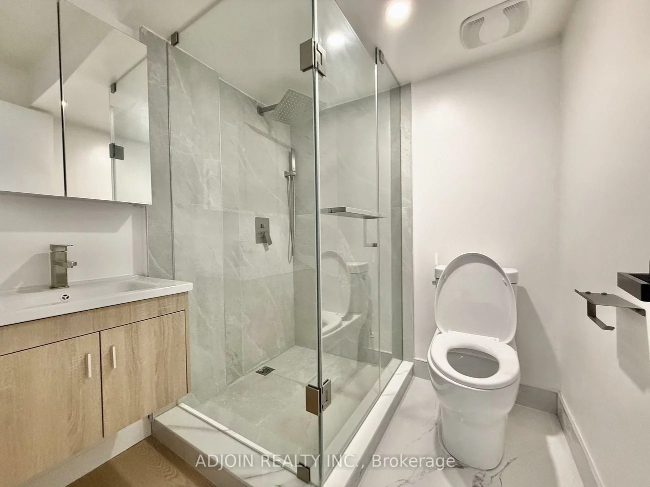 18, Patrick, Pleasant View, Toronto