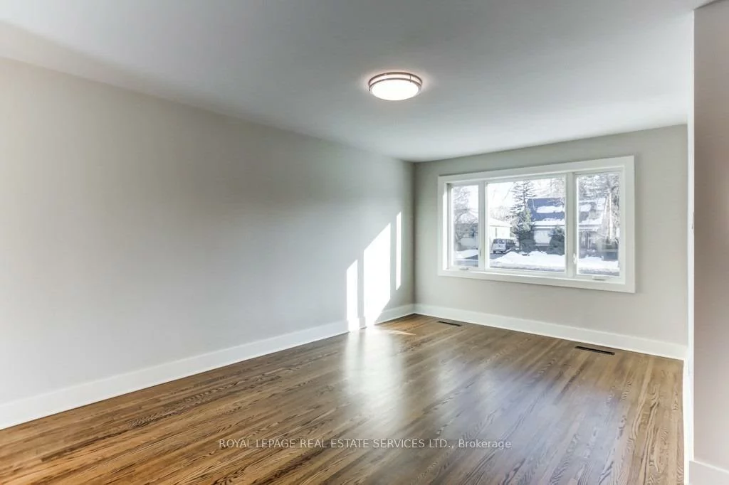 158, Finch, Willowdale East, Toronto