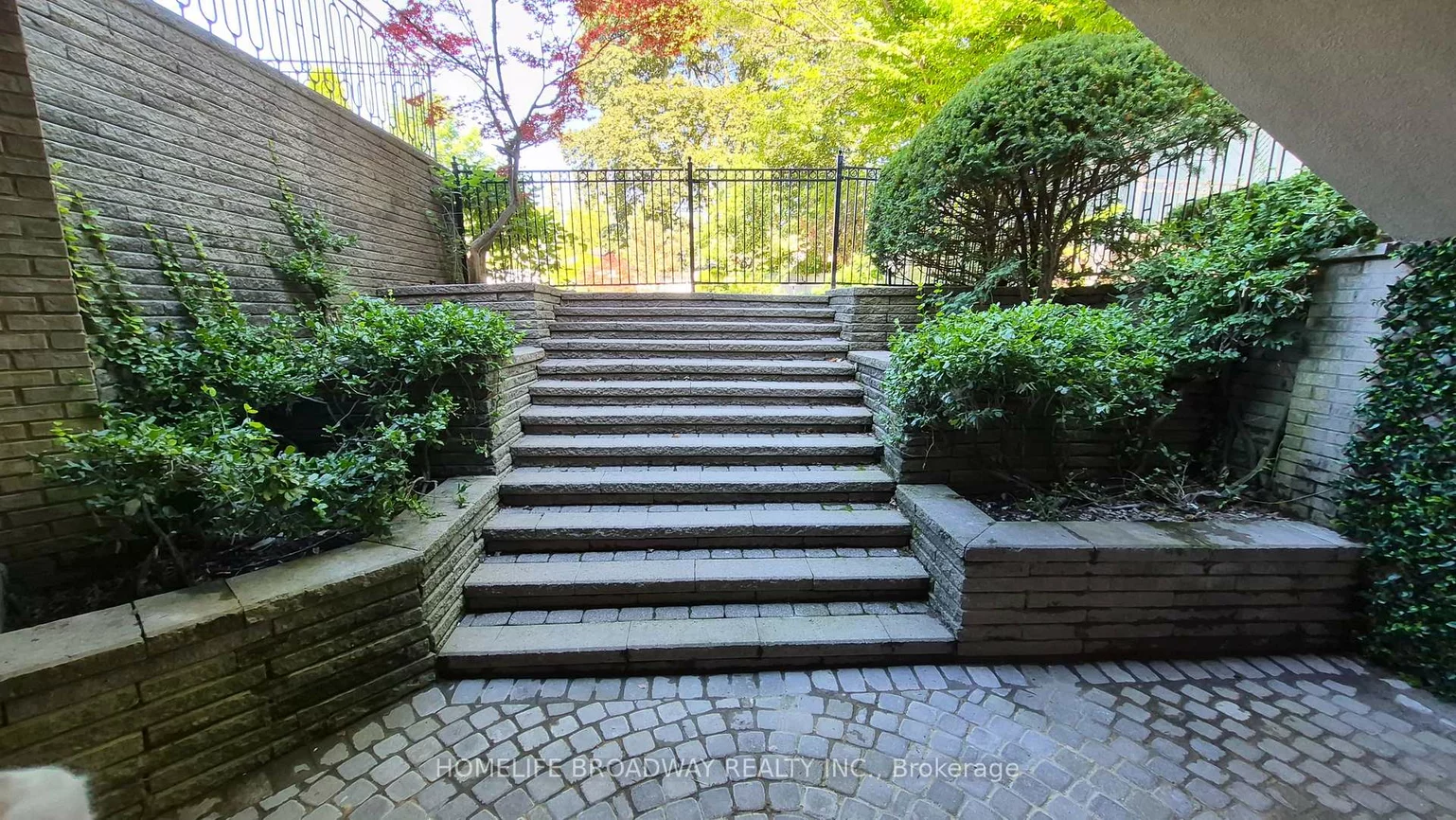 149, Dunvegan, Forest Hill South, Toronto