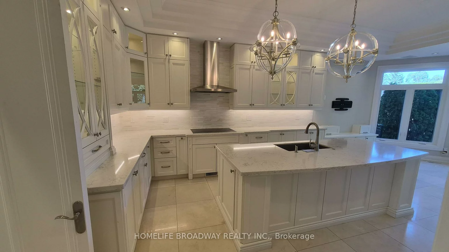 149, Dunvegan, Forest Hill South, Toronto