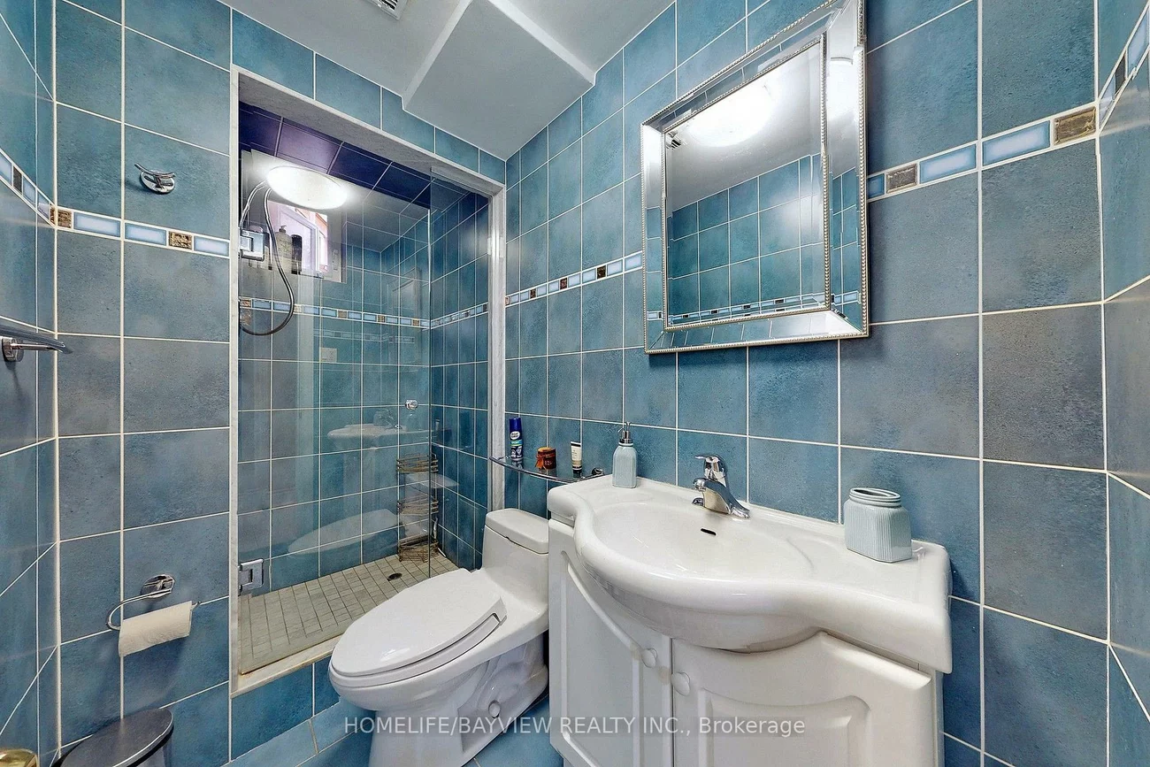 39, Shenstone(Basement), Westminster-Branson, Toronto