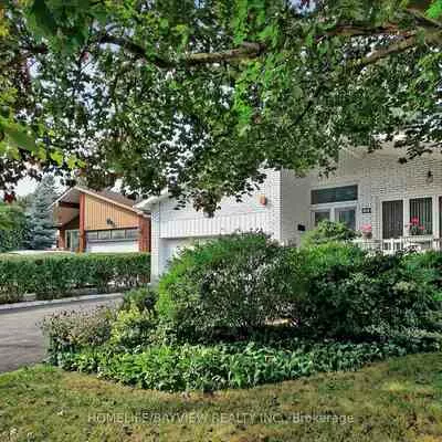 39, Shenstone(Basement), Westminster-Branson, Toronto