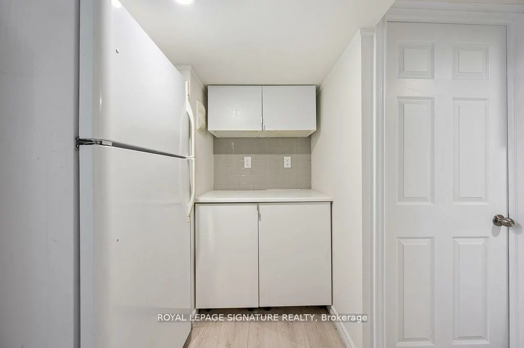 124, Homewood, Newtonbrook West, Toronto