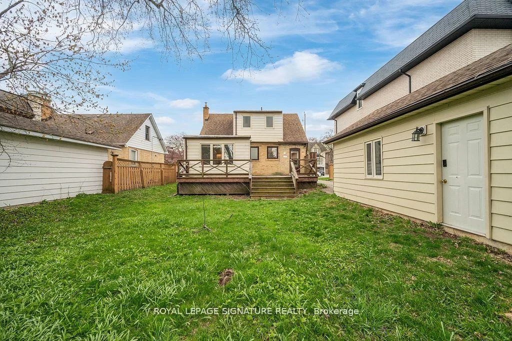 124, Homewood, Newtonbrook West, Toronto