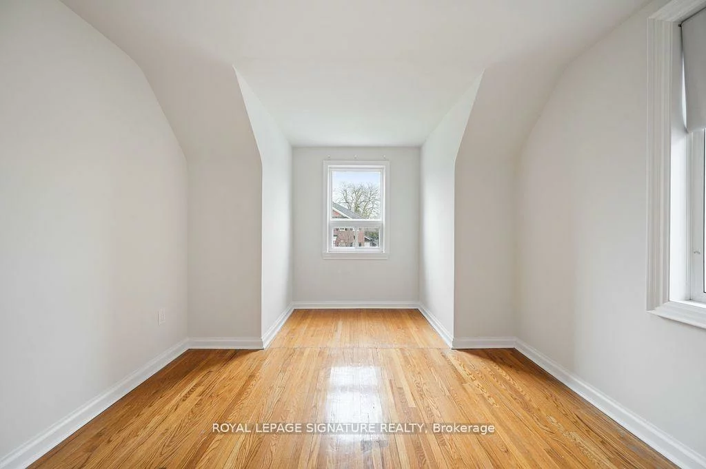 124, Homewood, Newtonbrook West, Toronto