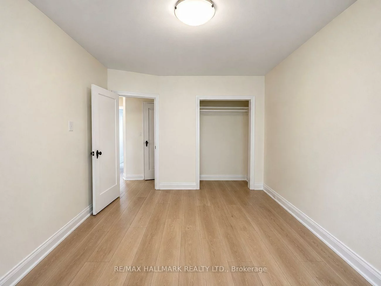 333, Vaughan, Humewood-Cedarvale, Toronto