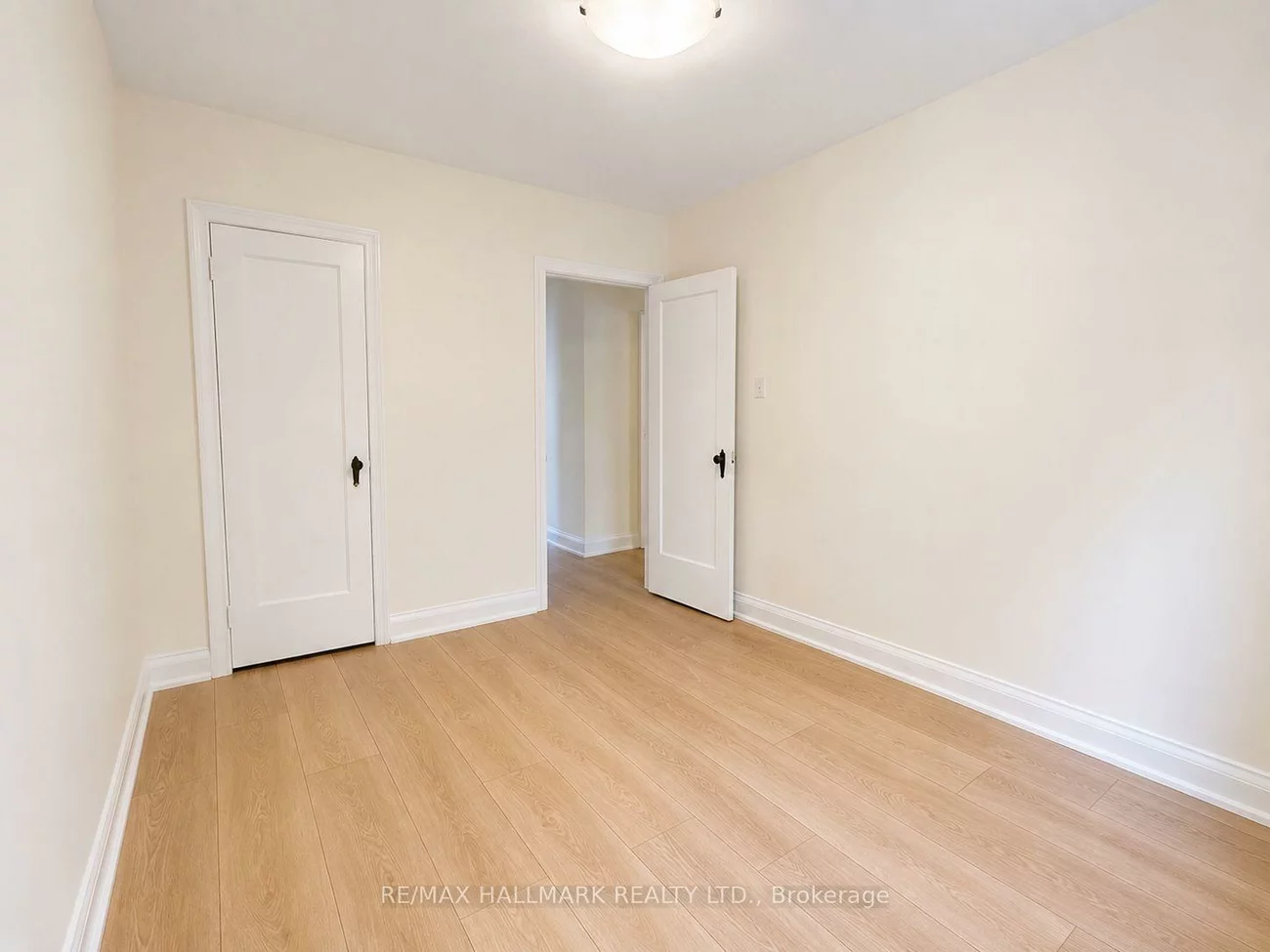 333, Vaughan, Humewood-Cedarvale, Toronto