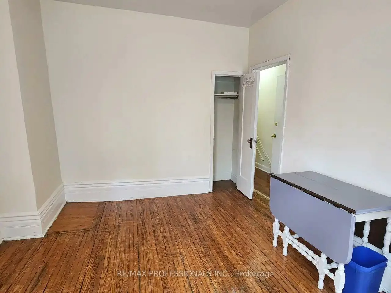 150, Robert, University, Toronto